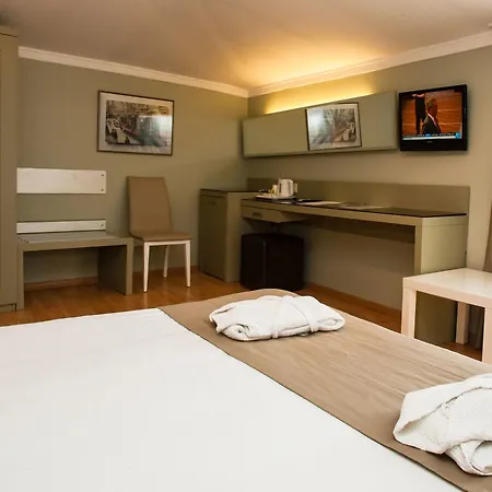 Hotel Hotellino 4*