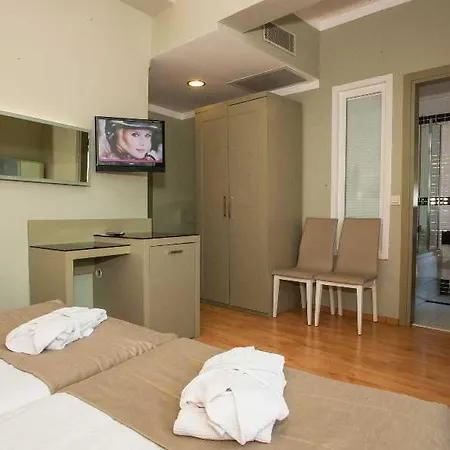 Hotel Hotellino 4*